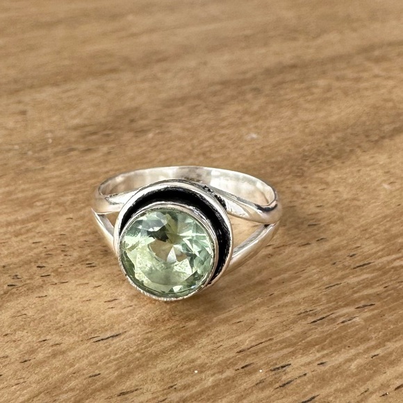 NWOT Sundance Meadow Daydream Ring Green Amethyst Sterling Silver